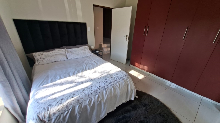 4 Bedroom Property for Sale in Buffelspoort Eco Estate North West
